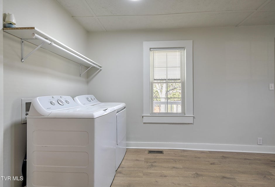 Photo #19: 2709 Broad Street