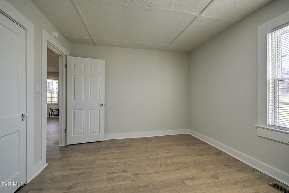 Photo #21: 2709 Broad Street