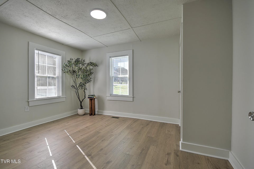 Photo #26: 2709 Broad Street