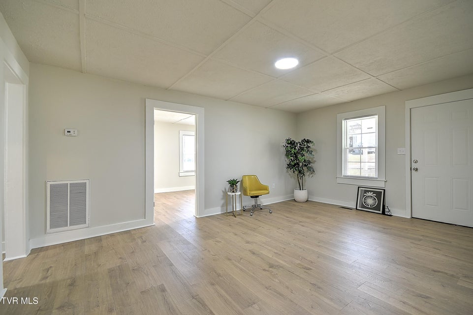 Photo #28: 2709 Broad Street