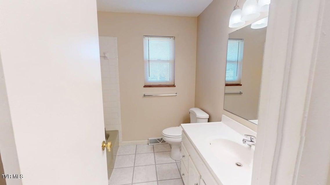 Photo #10: 4561 Birchwood Circle