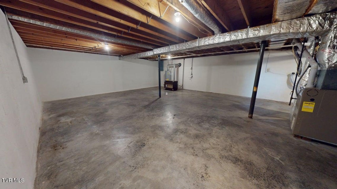 Photo #34: 4561 Birchwood Circle