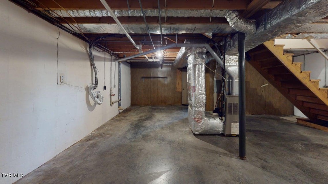 Photo #41: 4561 Birchwood Circle