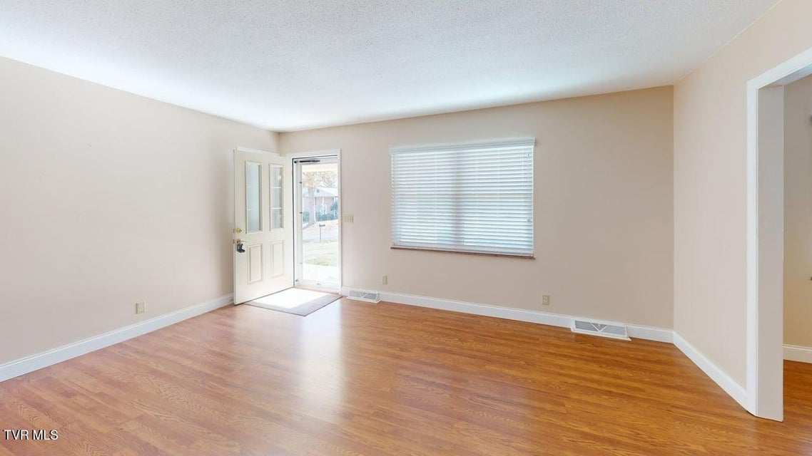 Photo #32: 4561 Birchwood Circle