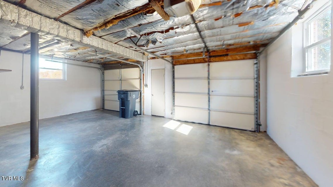 Photo #44: 4561 Birchwood Circle