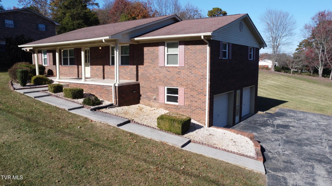 Photo #50: 4561 Birchwood Circle