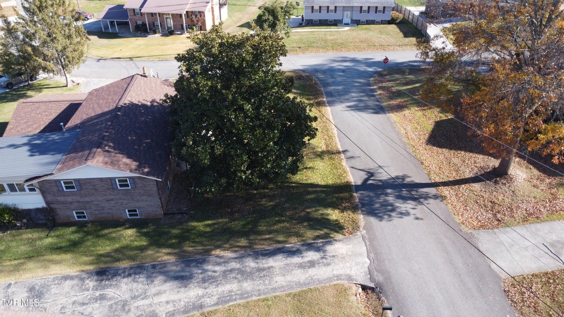 Photo #59: 4561 Birchwood Circle