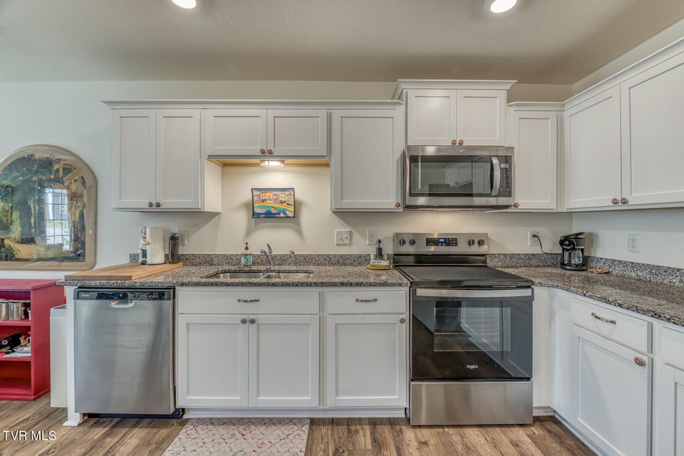 Photo #6: 1115 Clearwater Lane