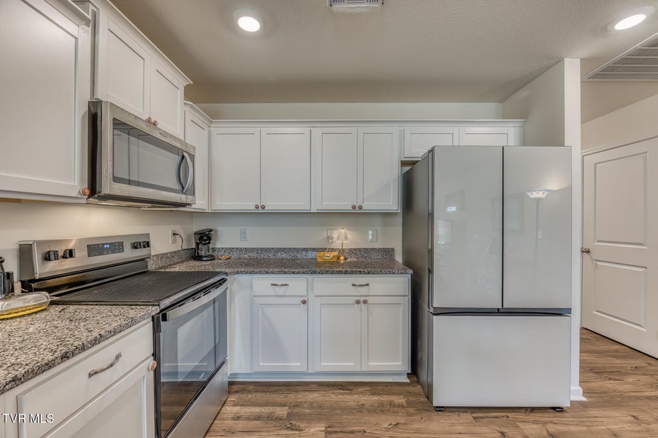 Photo #7: 1115 Clearwater Lane