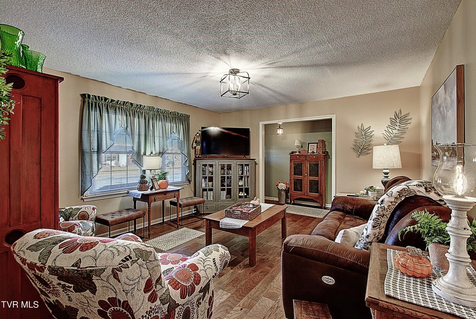 Photo #10: 153 Southgate Drive