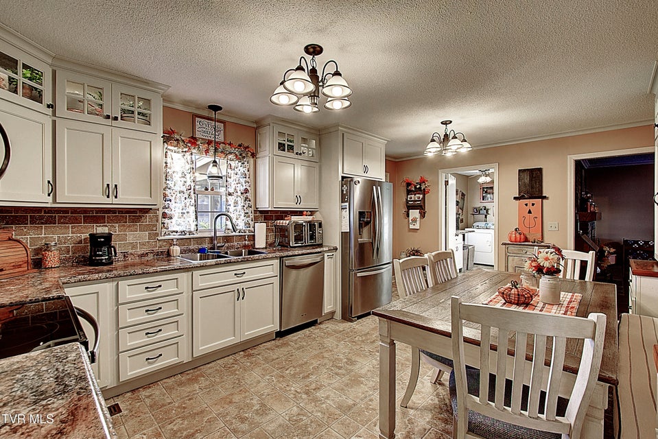 Photo #15: 153 Southgate Drive