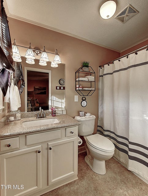 Photo #24: 153 Southgate Drive