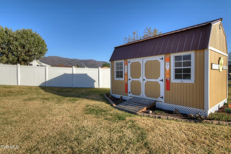 Photo #38: 153 Southgate Drive