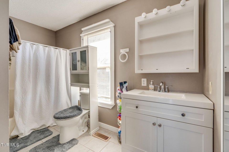 Photo #18: 475 Matson Road