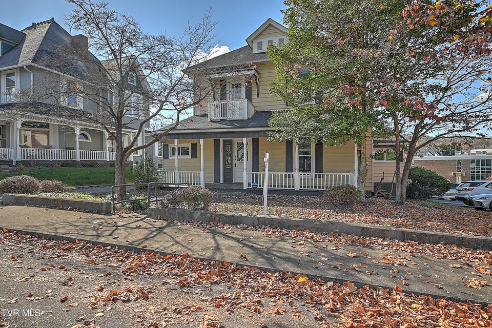 Photo #42: 512 Alabama Street