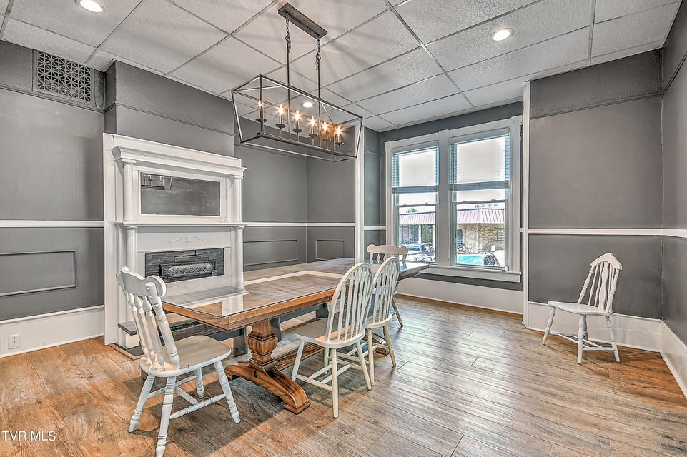 Photo #8: 512 Alabama Street