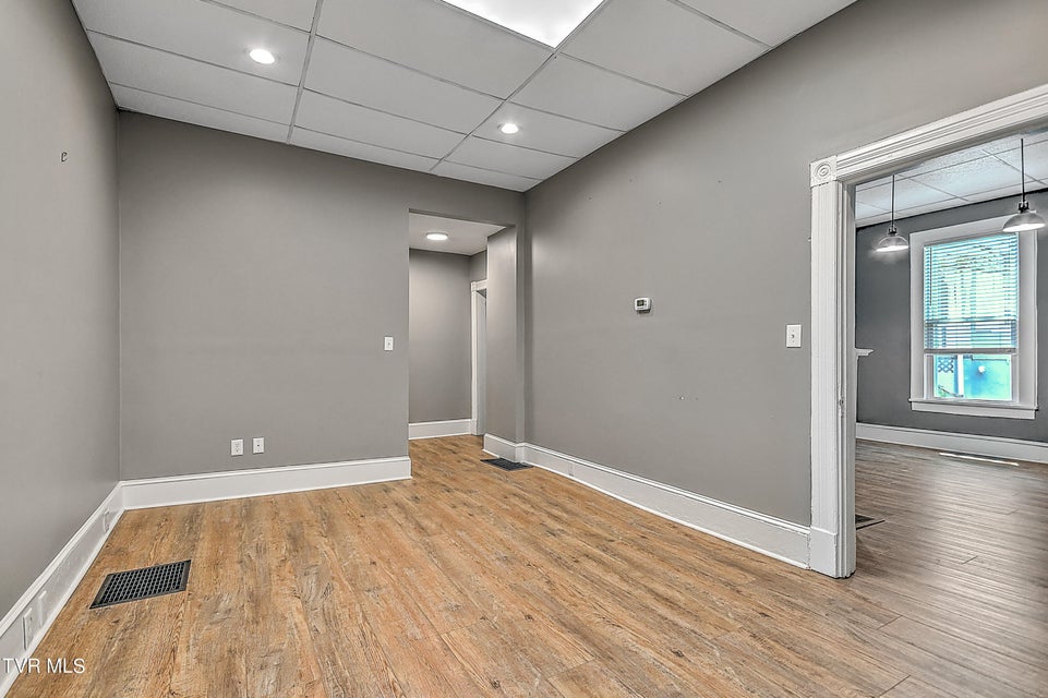 Photo #13: 512 Alabama Street