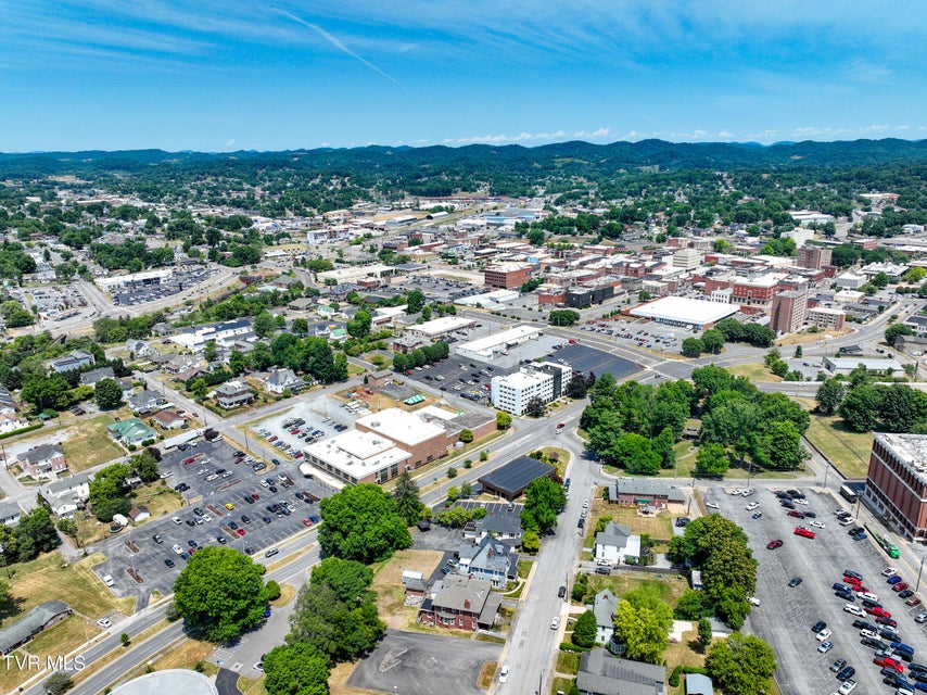 Photo #40: 512 Alabama Street