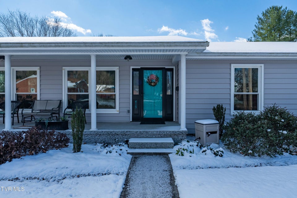 Photo #5: 419 College Street