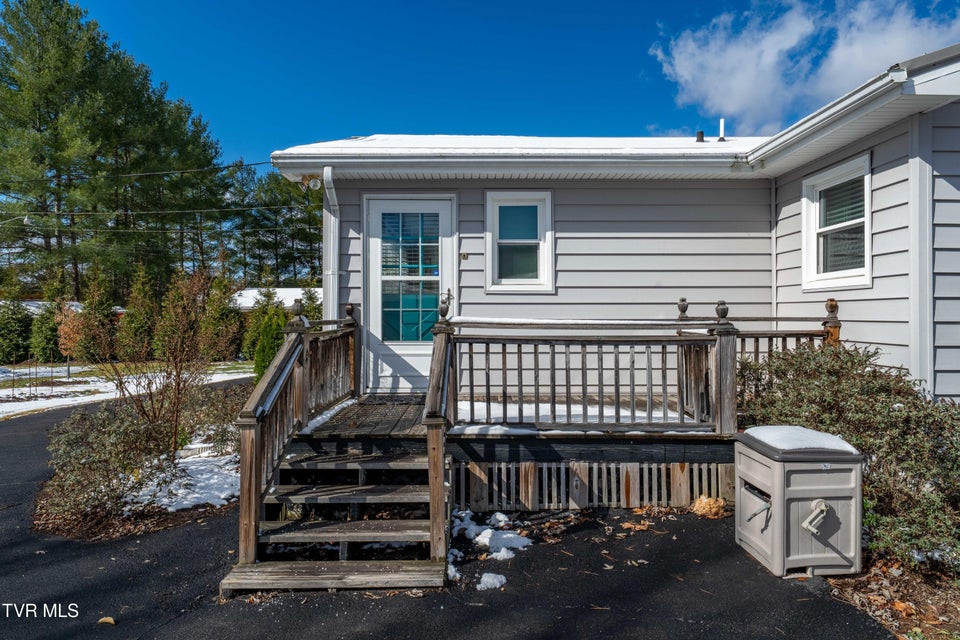 Photo #13: 419 College Street