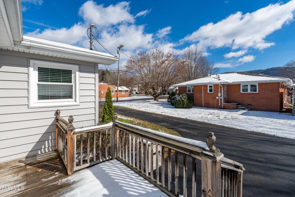 Photo #14: 419 College Street