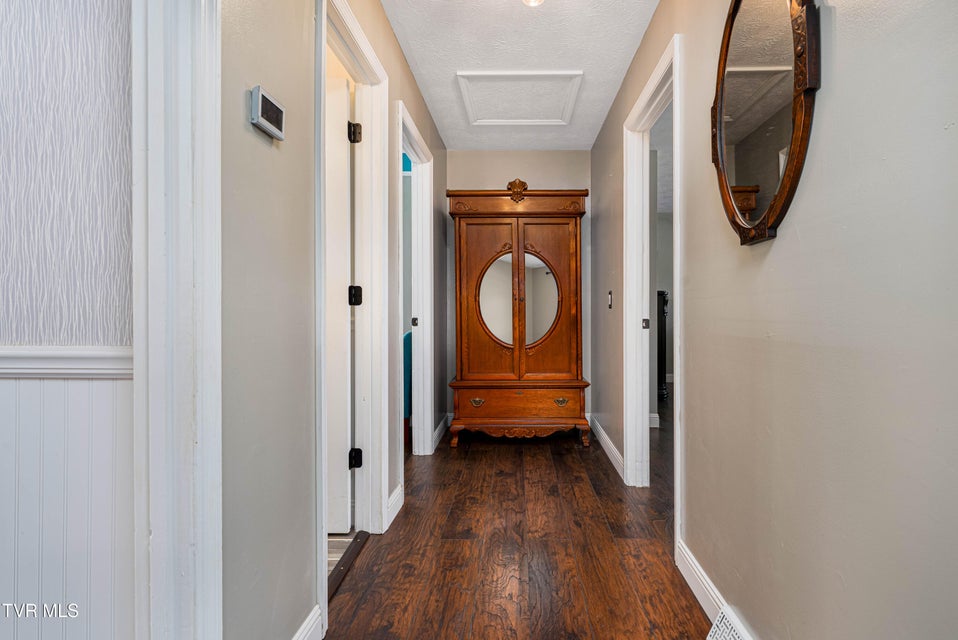 Photo #32: 419 College Street