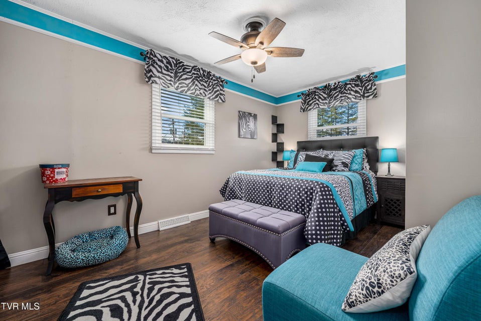 Photo #43: 419 College Street