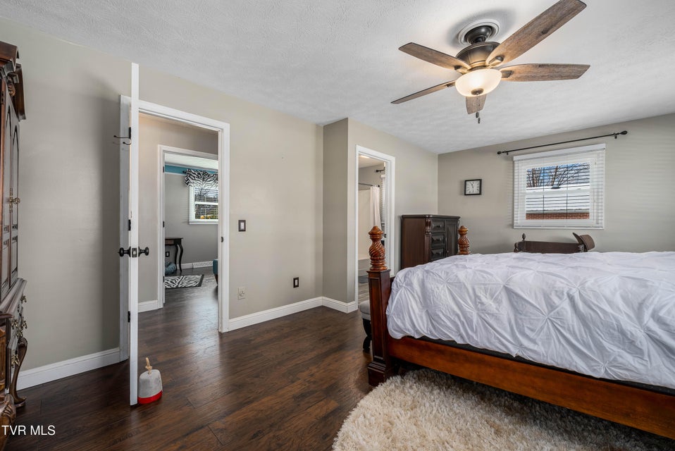 Photo #46: 419 College Street