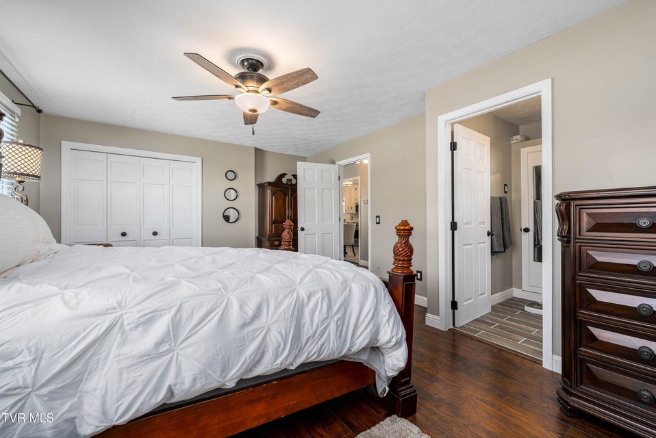 Photo #47: 419 College Street