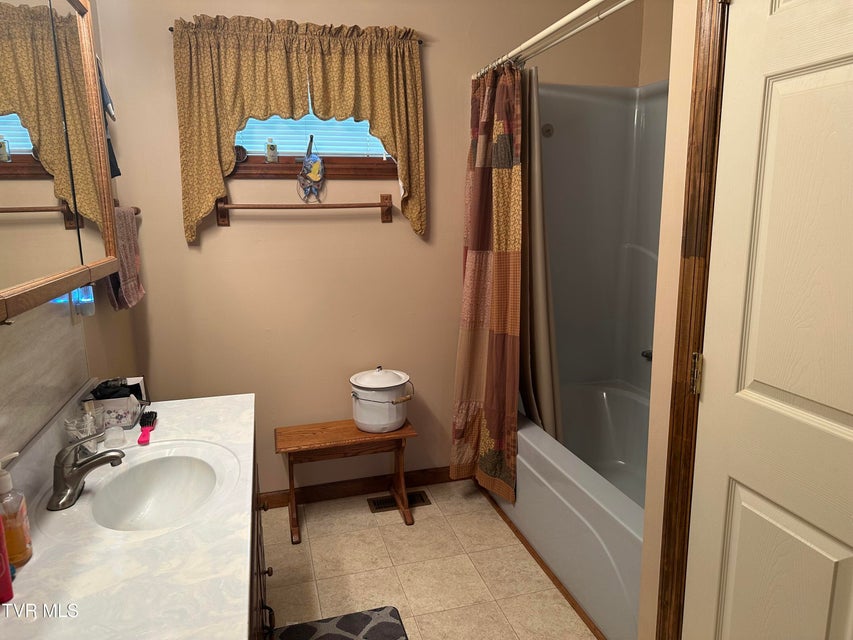 Photo #12: 1456 Osbornes Gap Road