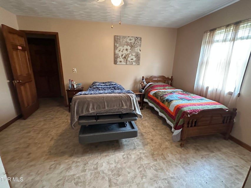 Photo #16: 1456 Osbornes Gap Road