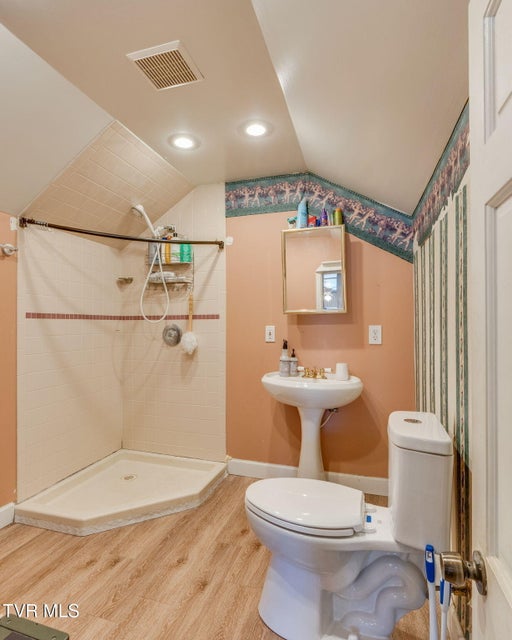 Photo #22: 475 Matson Road