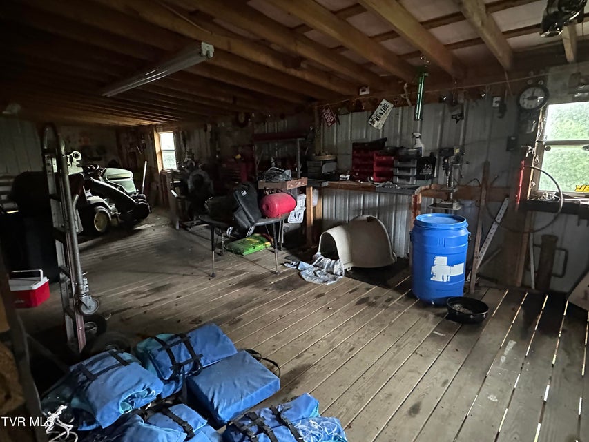 Photo #33: 1456 Osbornes Gap Road