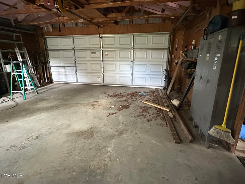 Photo #32: 1456 Osbornes Gap Road