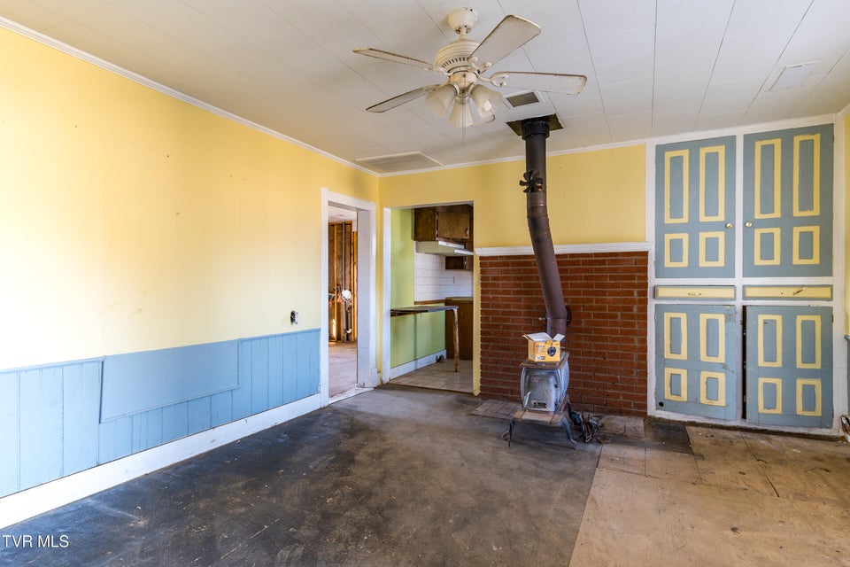 Photo #4: 231 Bill Mauk Road