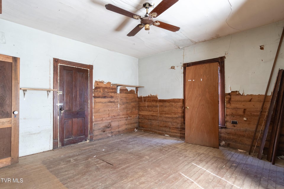 Photo #18: 231 Bill Mauk Road