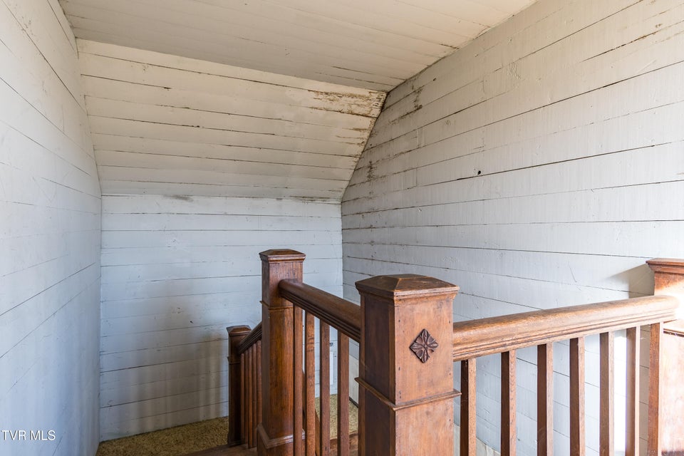 Photo #20: 231 Bill Mauk Road