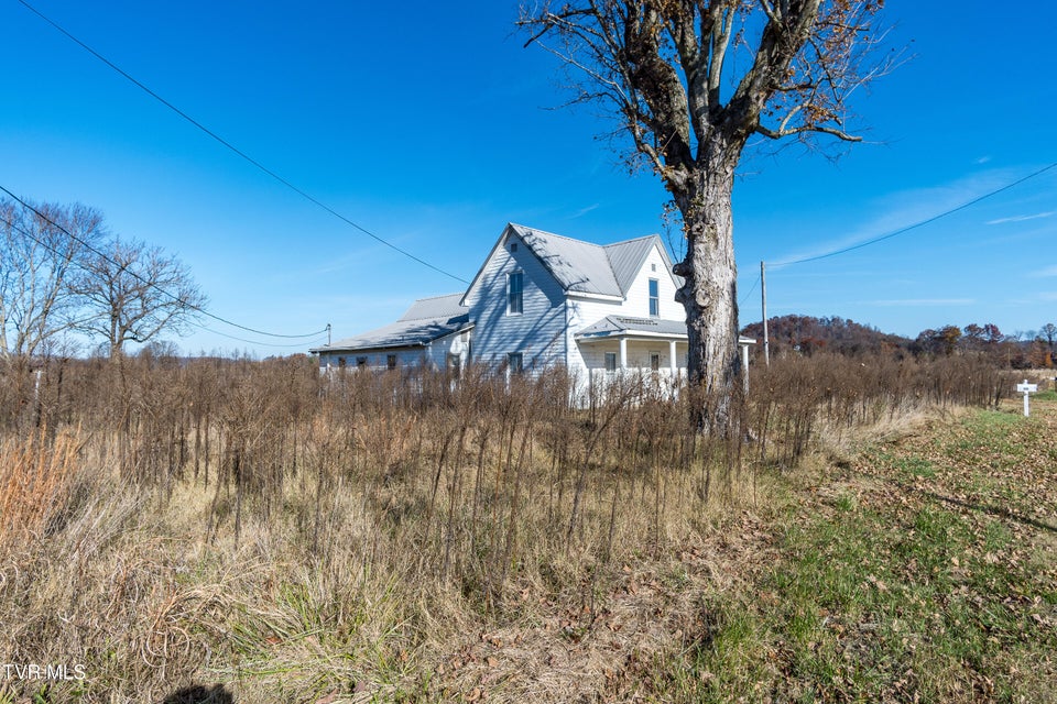 Photo #27: 231 Bill Mauk Road