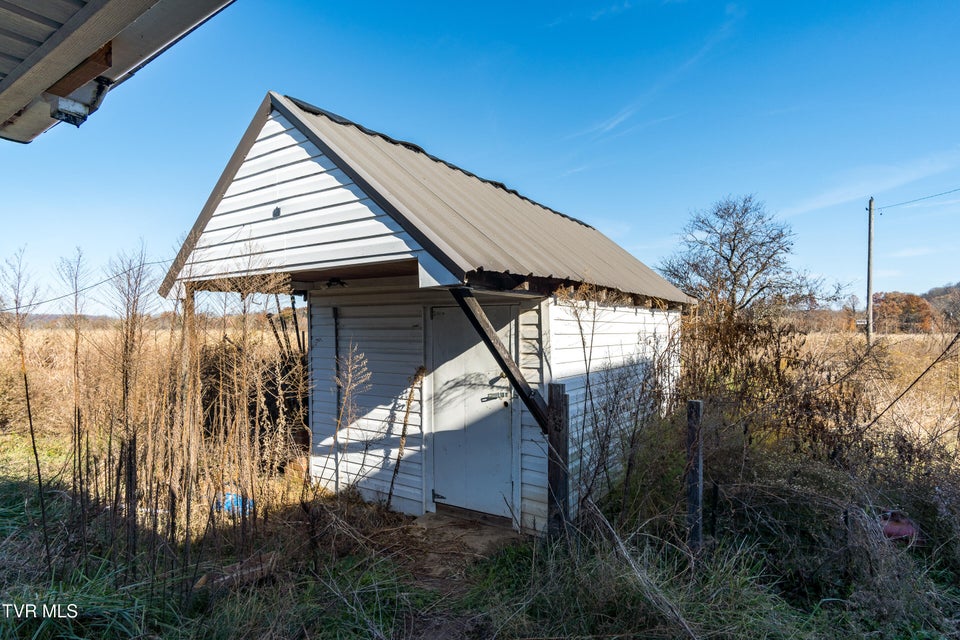 Photo #31: 231 Bill Mauk Road