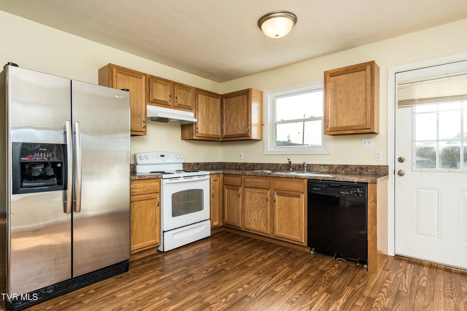 Photo #8: 107 2nd Street