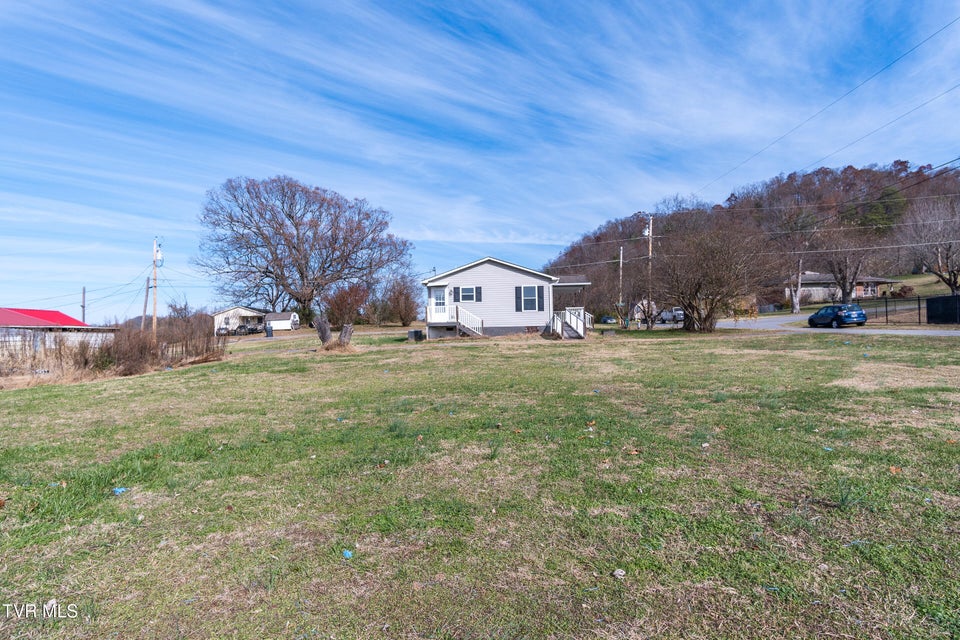 Photo #18: 107 2nd Street