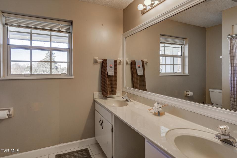 Photo #44: 312 Ivanhoe Drive