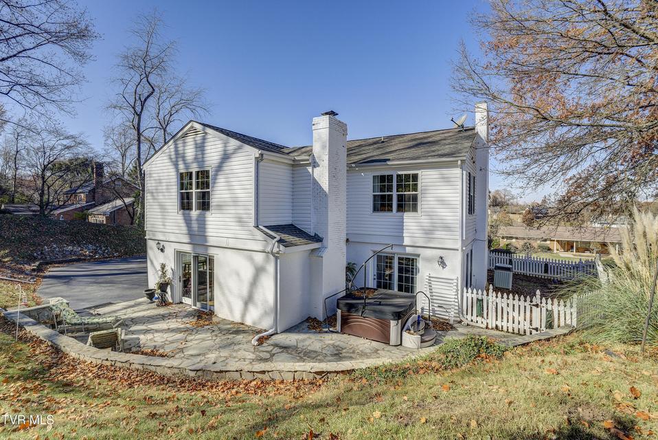 Photo #52: 312 Ivanhoe Drive