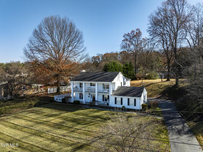 Photo #65: 312 Ivanhoe Drive