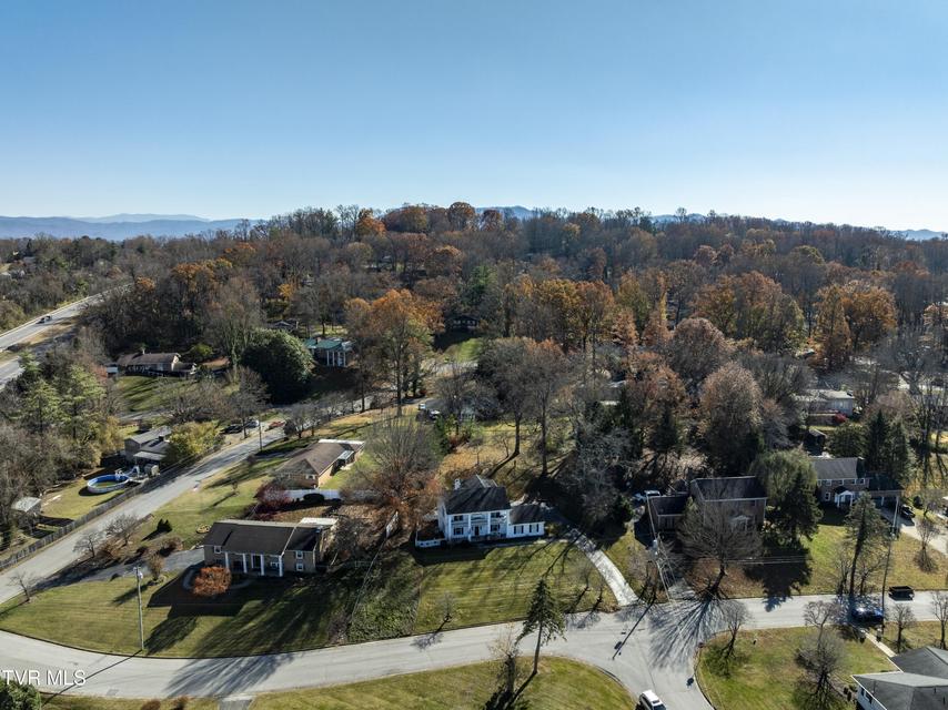 Photo #74: 312 Ivanhoe Drive