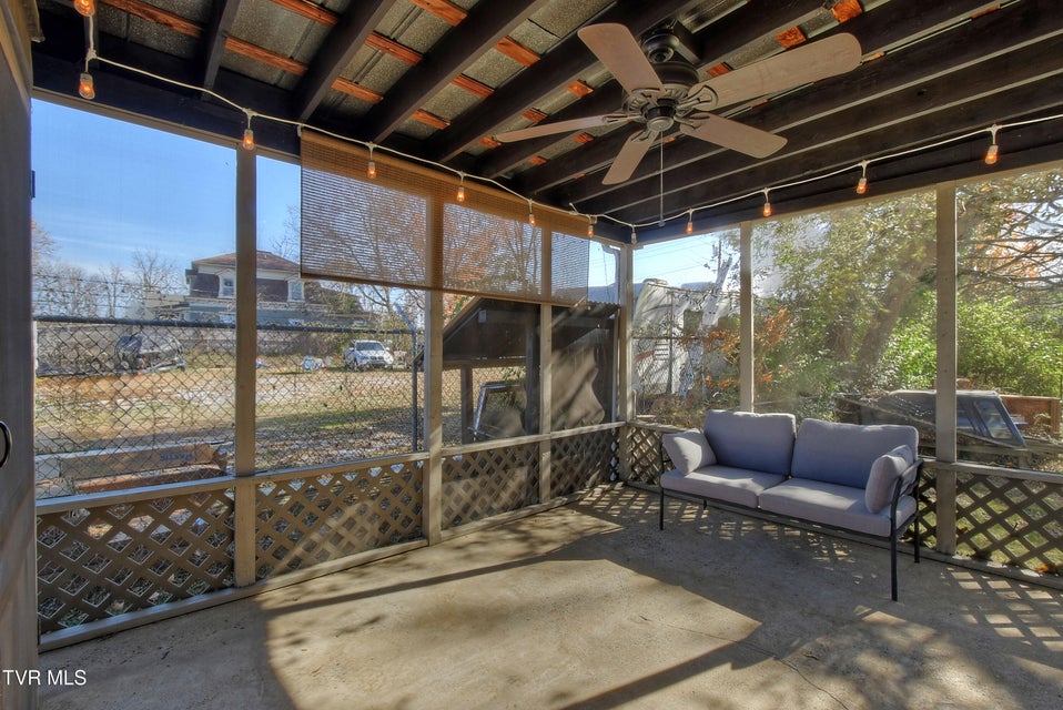 Photo #33: 102 Walnut Street