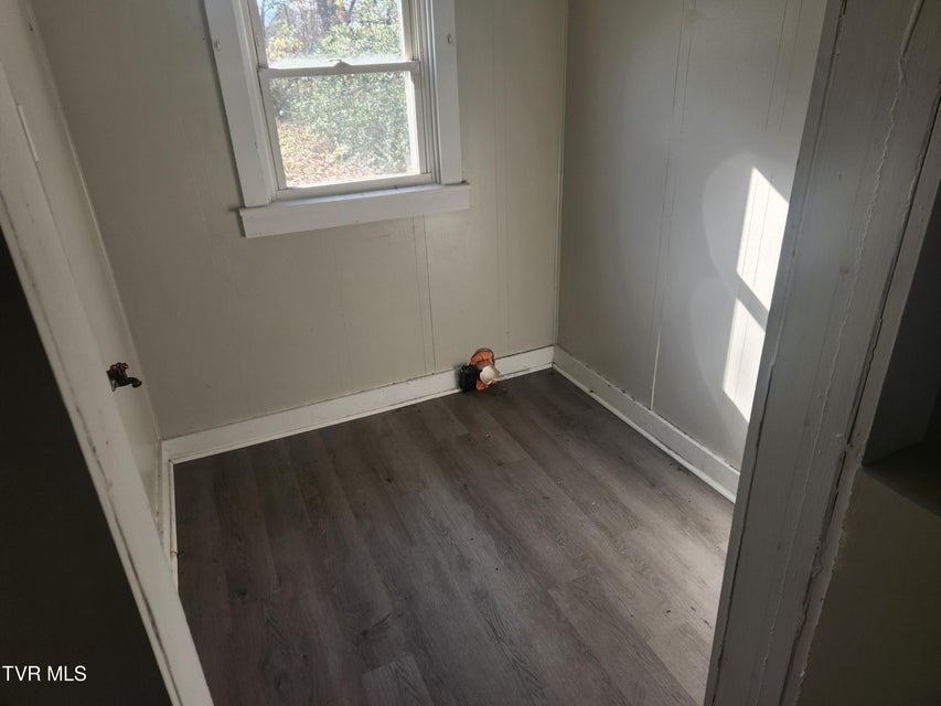 Photo #5: 539 Elm Street