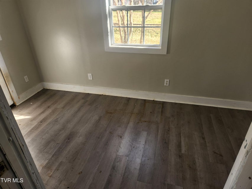 Photo #9: 539 Elm Street