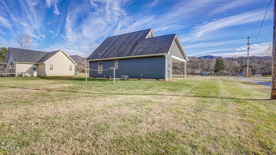 Photo #6: 1805 Highway 91 