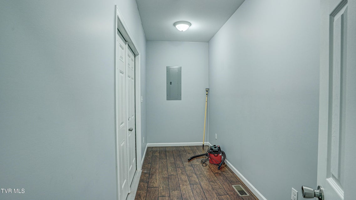 Photo #23: 1805 Highway 91 